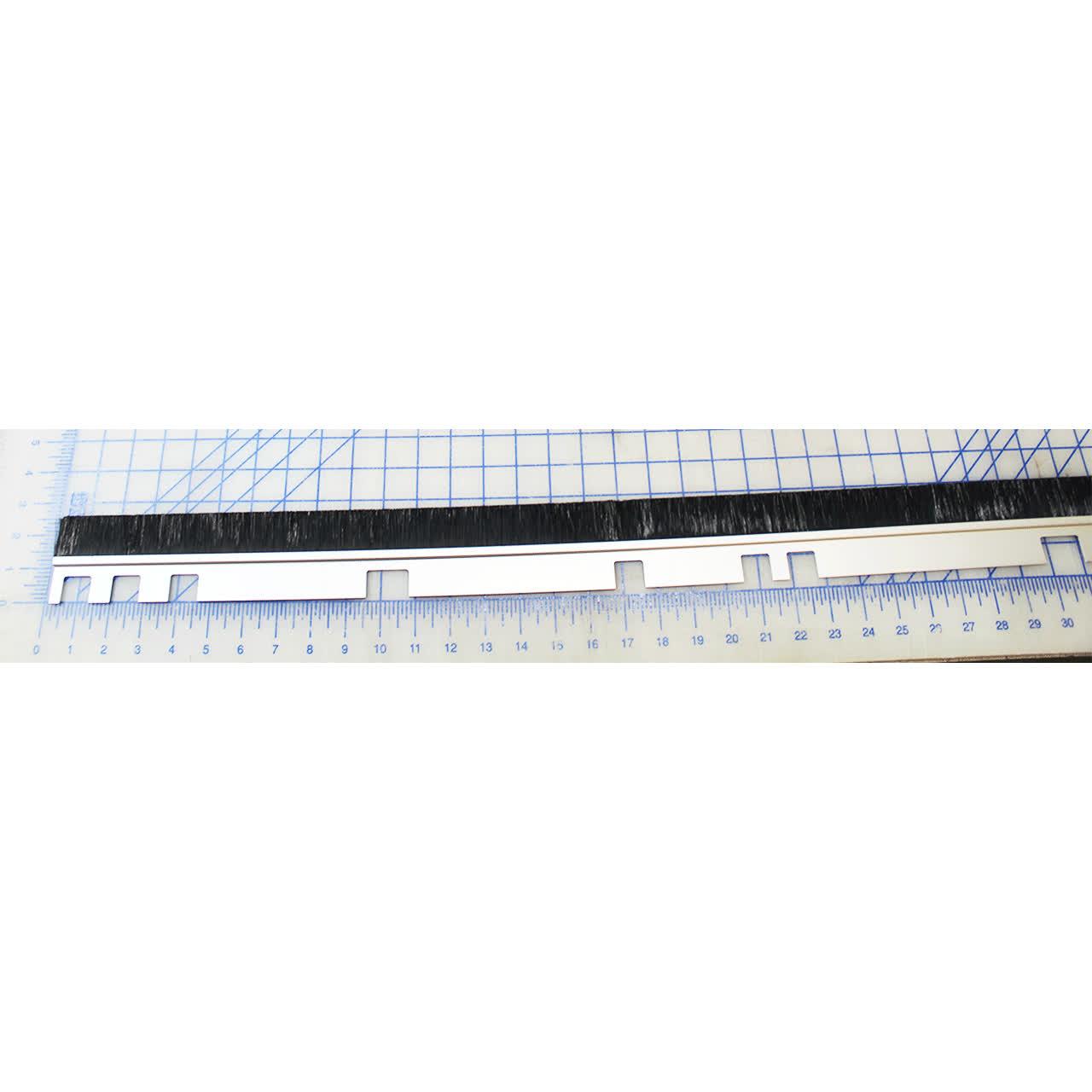 0191-0045 Brush Seal And Track, Left Or Right 6' Or 8' Levelers 1" (25.4 Mm) - Poweramp