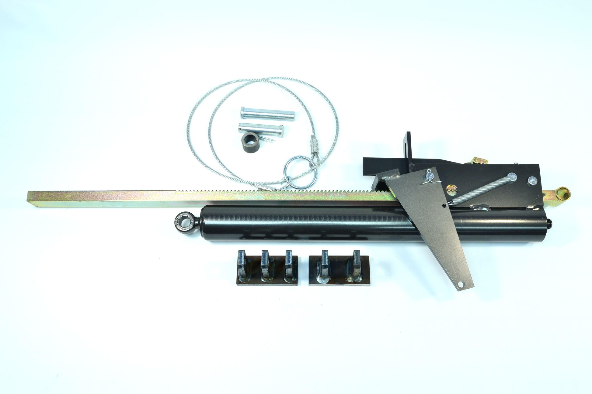 SMF5006 Ratchet Style Holdown Convr. Foro/S Round Rack Bar System W/ Instruction Sheet - Serco